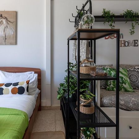 Oasis - Cozy Studio In Larnaca Exterior foto